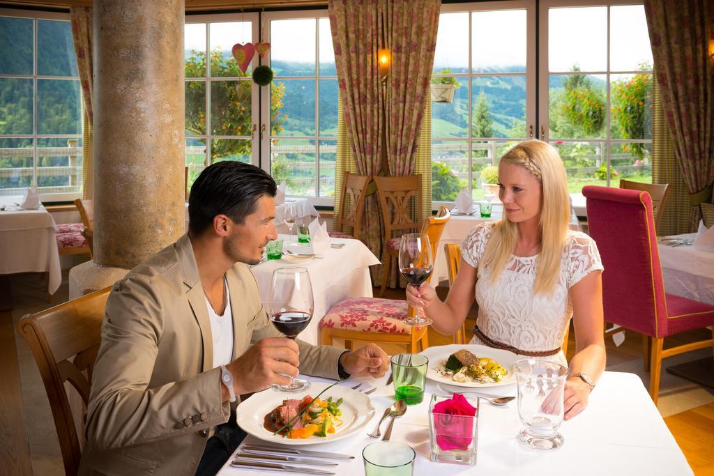 Hotel Alpenschloessl Sankt Johann im Pongau Bagian luar foto
