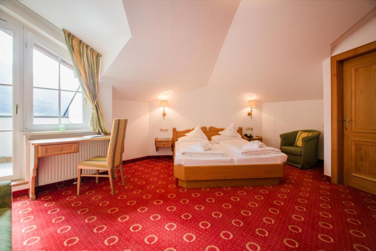 Hotel Alpenschloessl Sankt Johann im Pongau Bagian luar foto