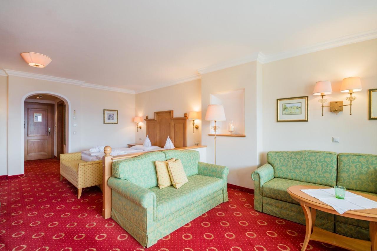 Hotel Alpenschloessl Sankt Johann im Pongau Bagian luar foto